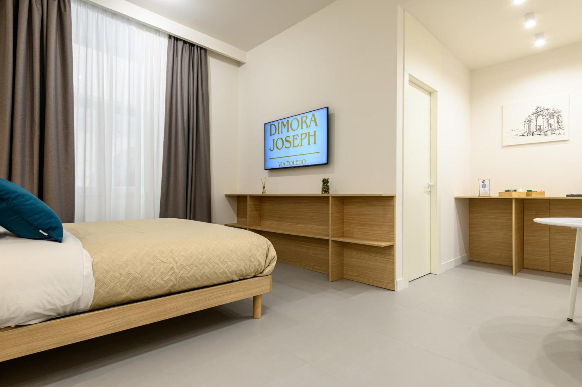 Dimora Joseph Via Toledo Hotel เนเปิลส์ ภายนอก รูปภาพ